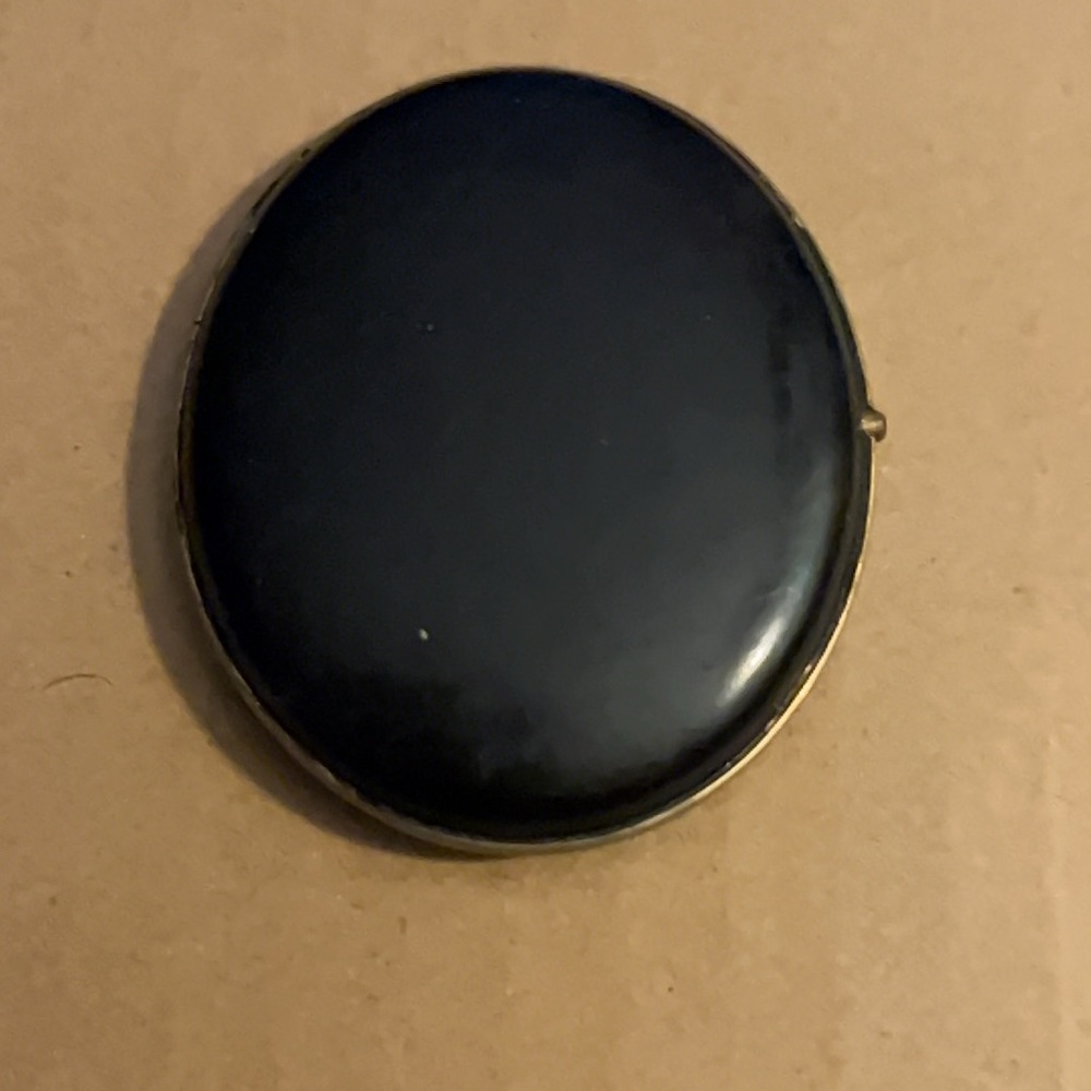 Vintage Compact - Picture 2 of 4